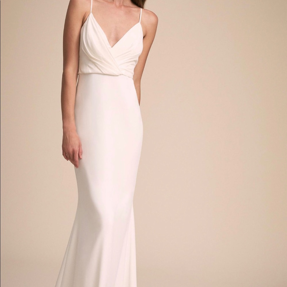 Badgley Mischka Ivory Spaghetti Strap Wedding Gown